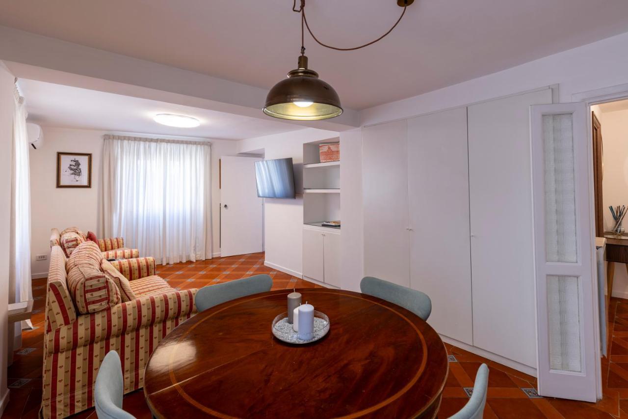 Parlamento Luxury Apartment Rom Eksteriør billede